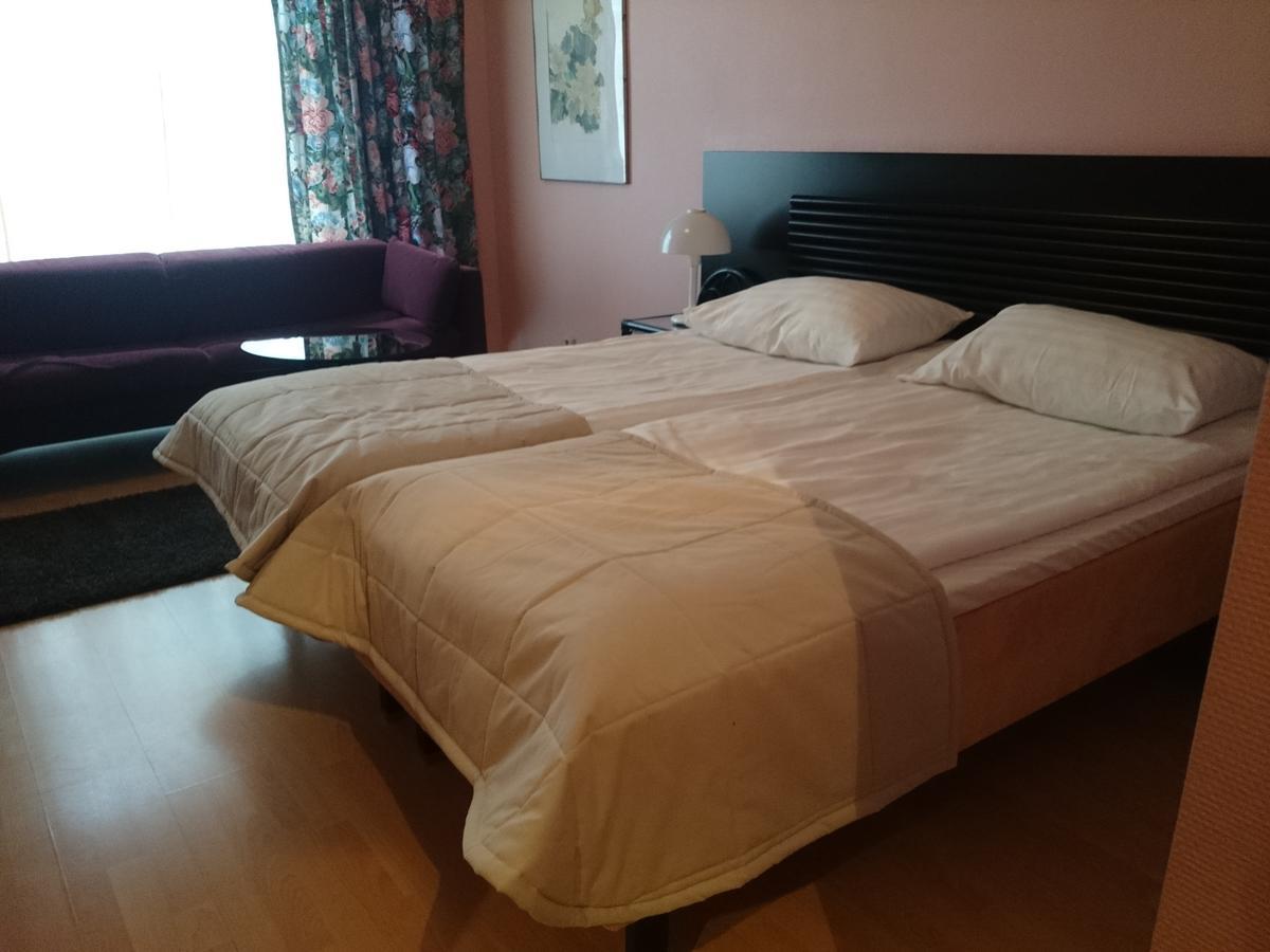 Hotelli Lohja Szoba fotó